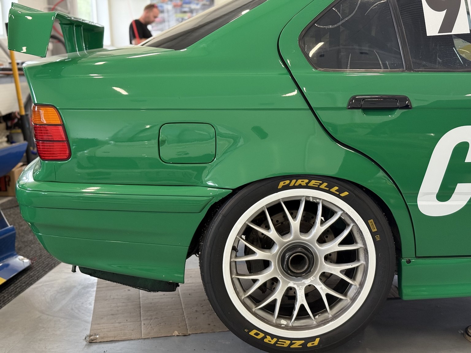 Exterior image of 1993 BMW E36 Super Touring