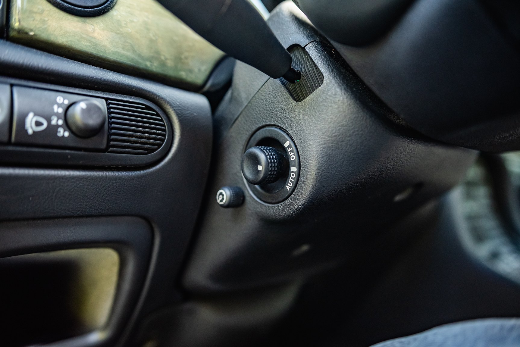 Interior image of 2001 Jaguar XJR