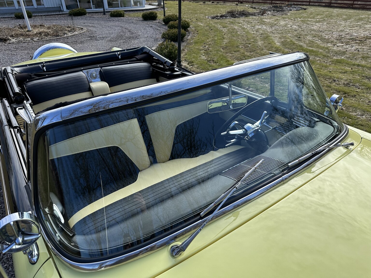 Exteriörbild på 1955 Mercury Montclair