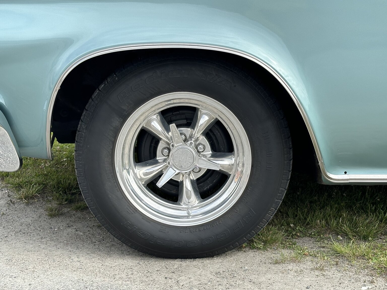 Exteriörbild på 1964 Chrysler 300K