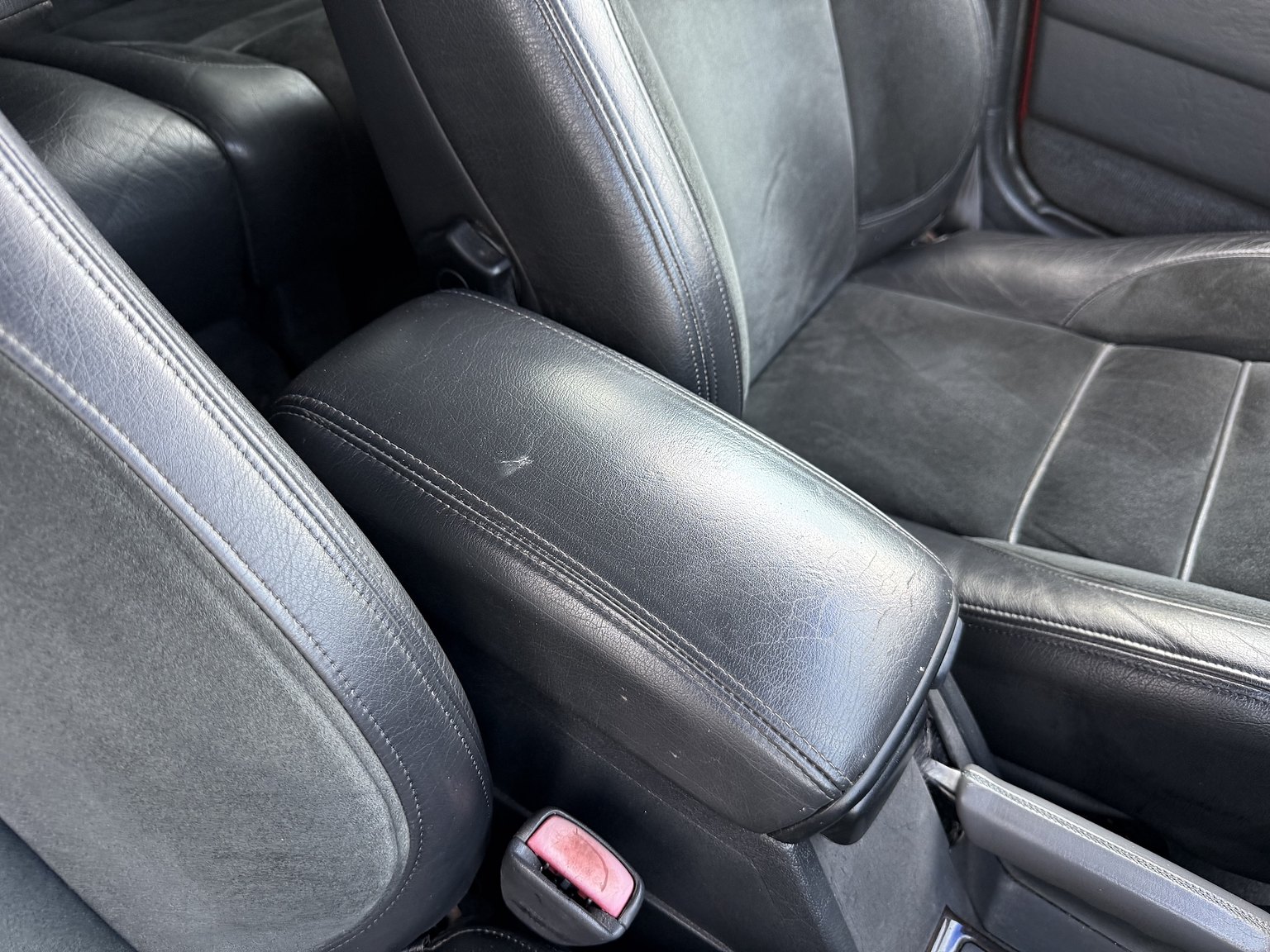 Interior image of 1996 Volvo 850 R "T-Röd"