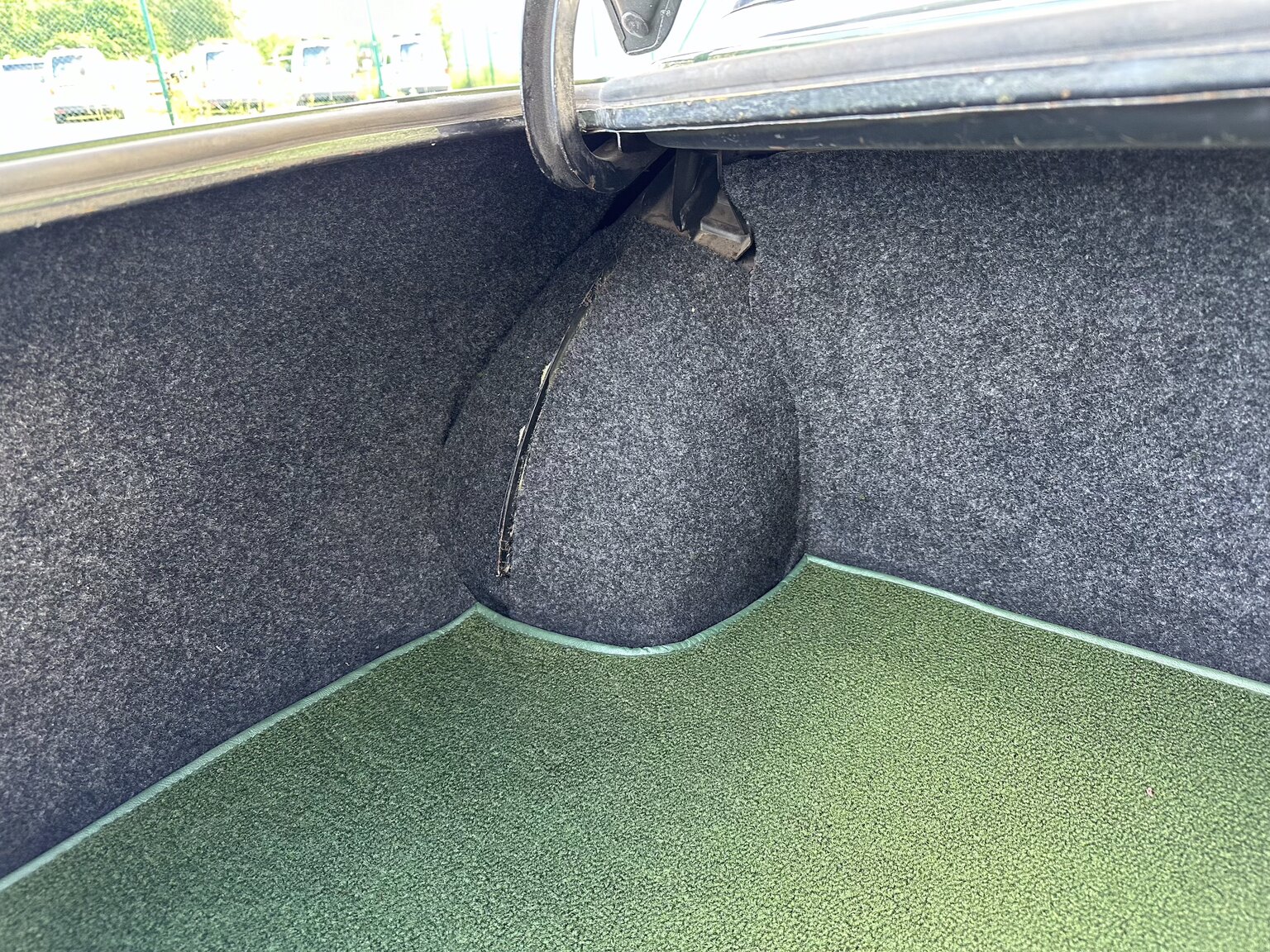 Interiörbild 1974 Mercedes Benz 450 SLC