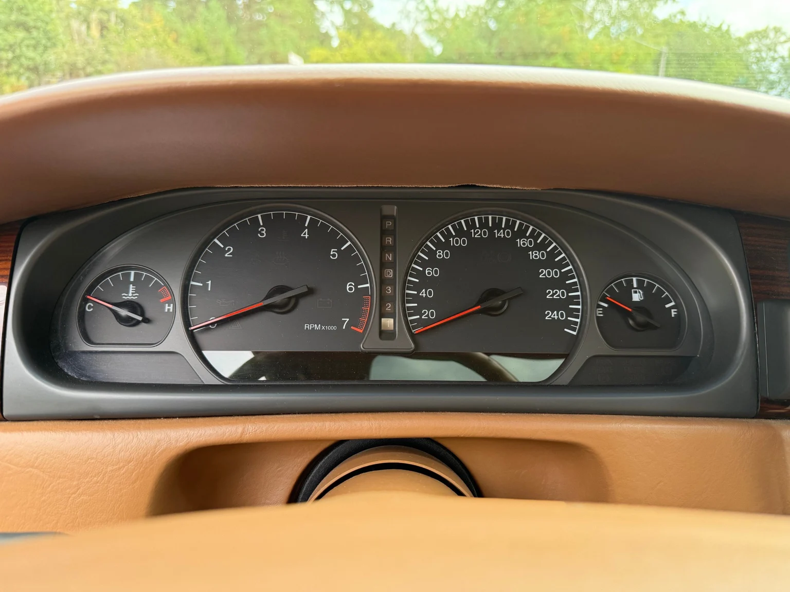 Innenraumfoto von 1997 Cadillac STS Seville 4.6 V8 (15)
