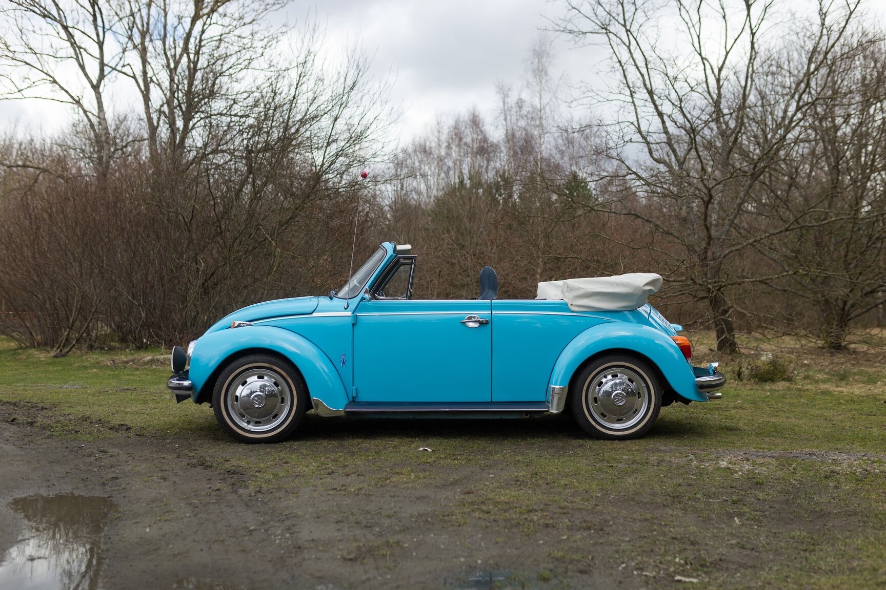 Exteriörbild på 1974 VW 1303 LS CAB (7)