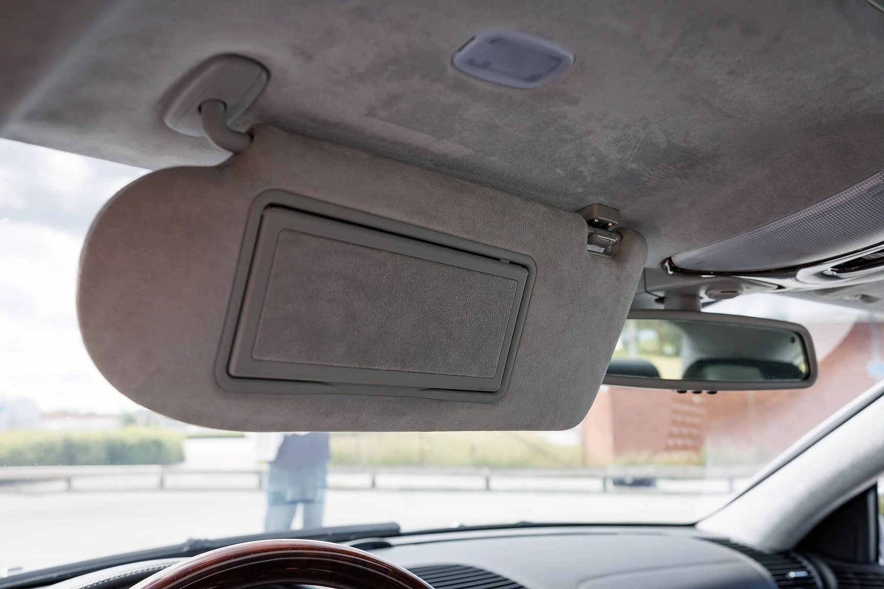 Innenraumfoto von 2000 Mercedes-Benz CL 600 (15)