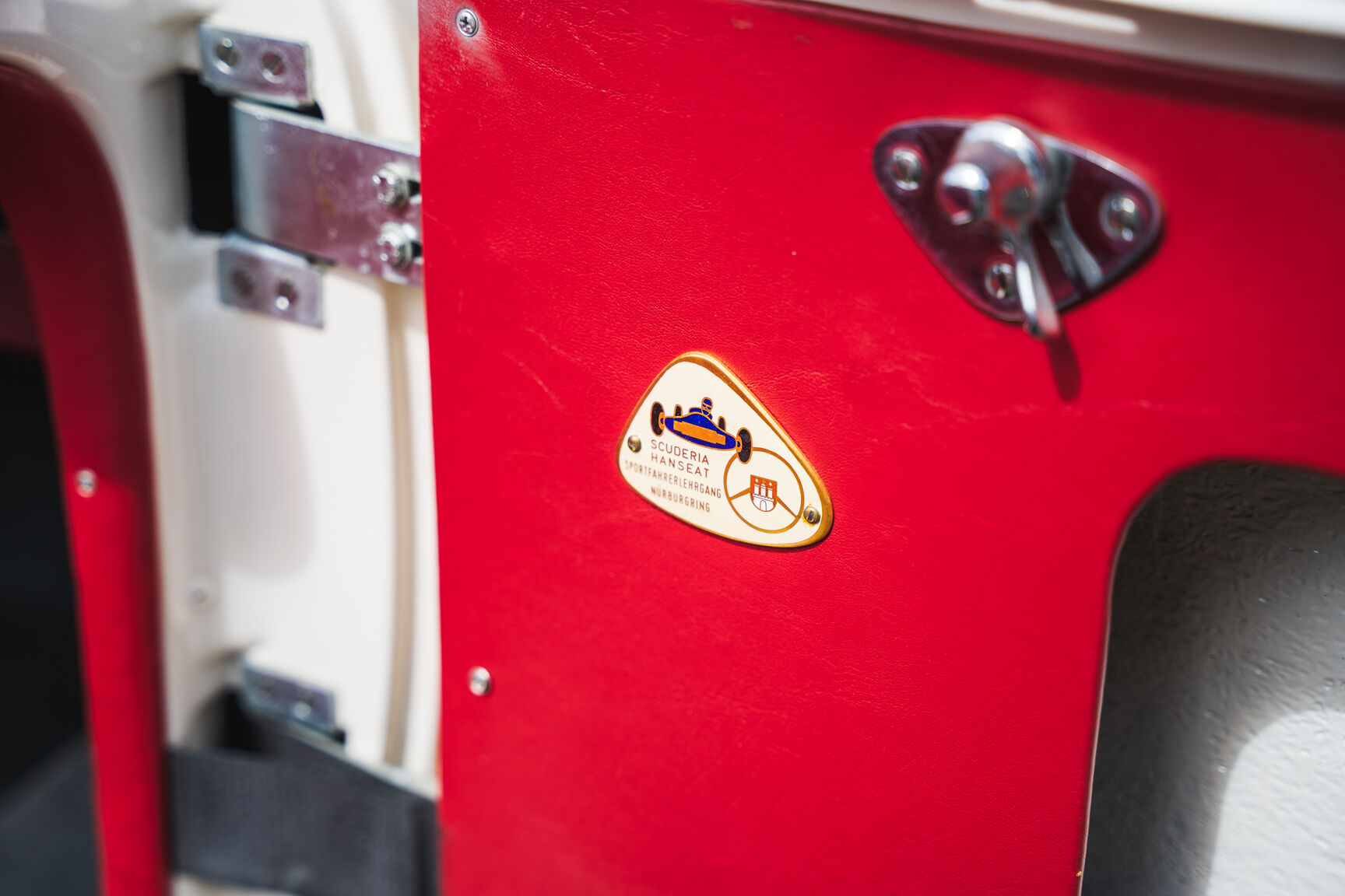 Interior image of 1960 Berkeley B95 (8)