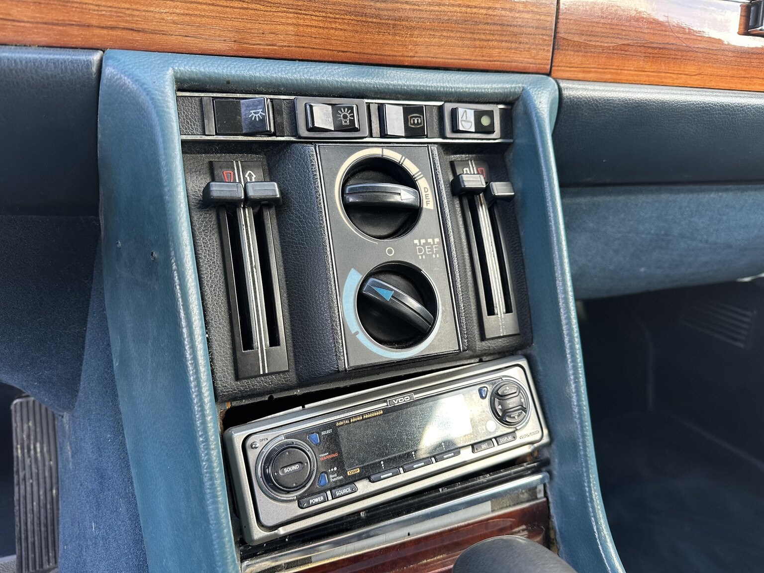 Interiörbild 1975 Mercedes-Benz 450 SEL 6.9 Bepansrad 