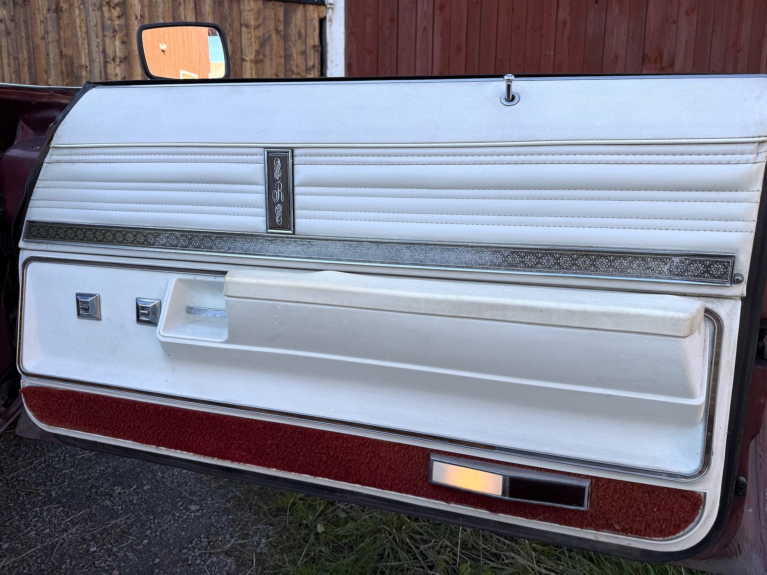 Interiörbild 1975 Oldsmobile Delta 88