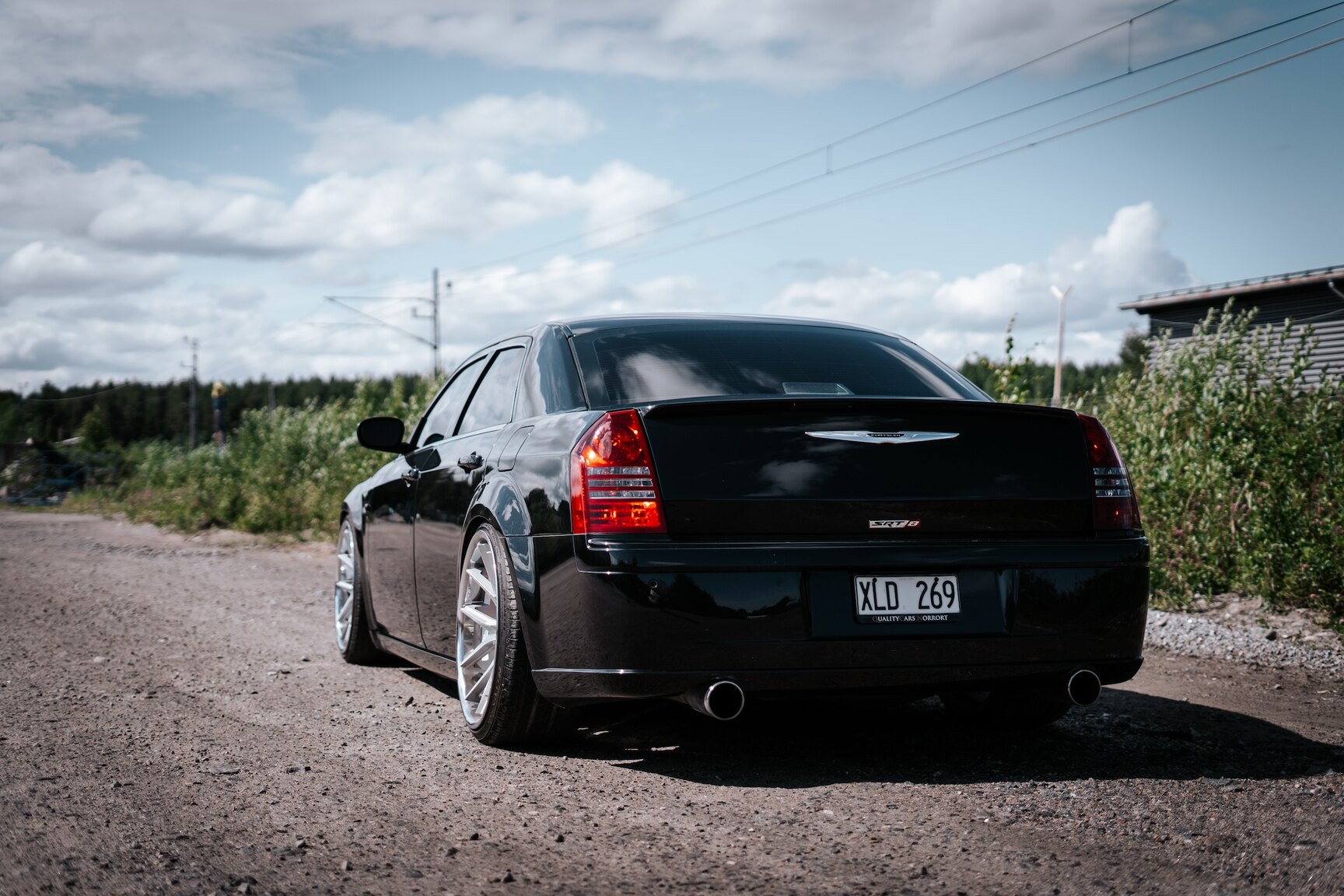 Exterior image of 2006 Chrysler 300C SRT-8 (3)