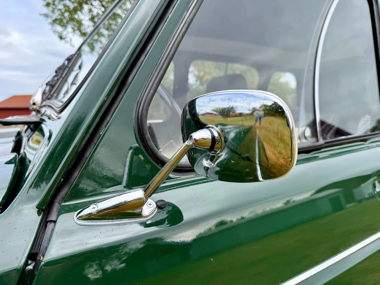 Exteriörbild på 1970 Renault 4 (15)