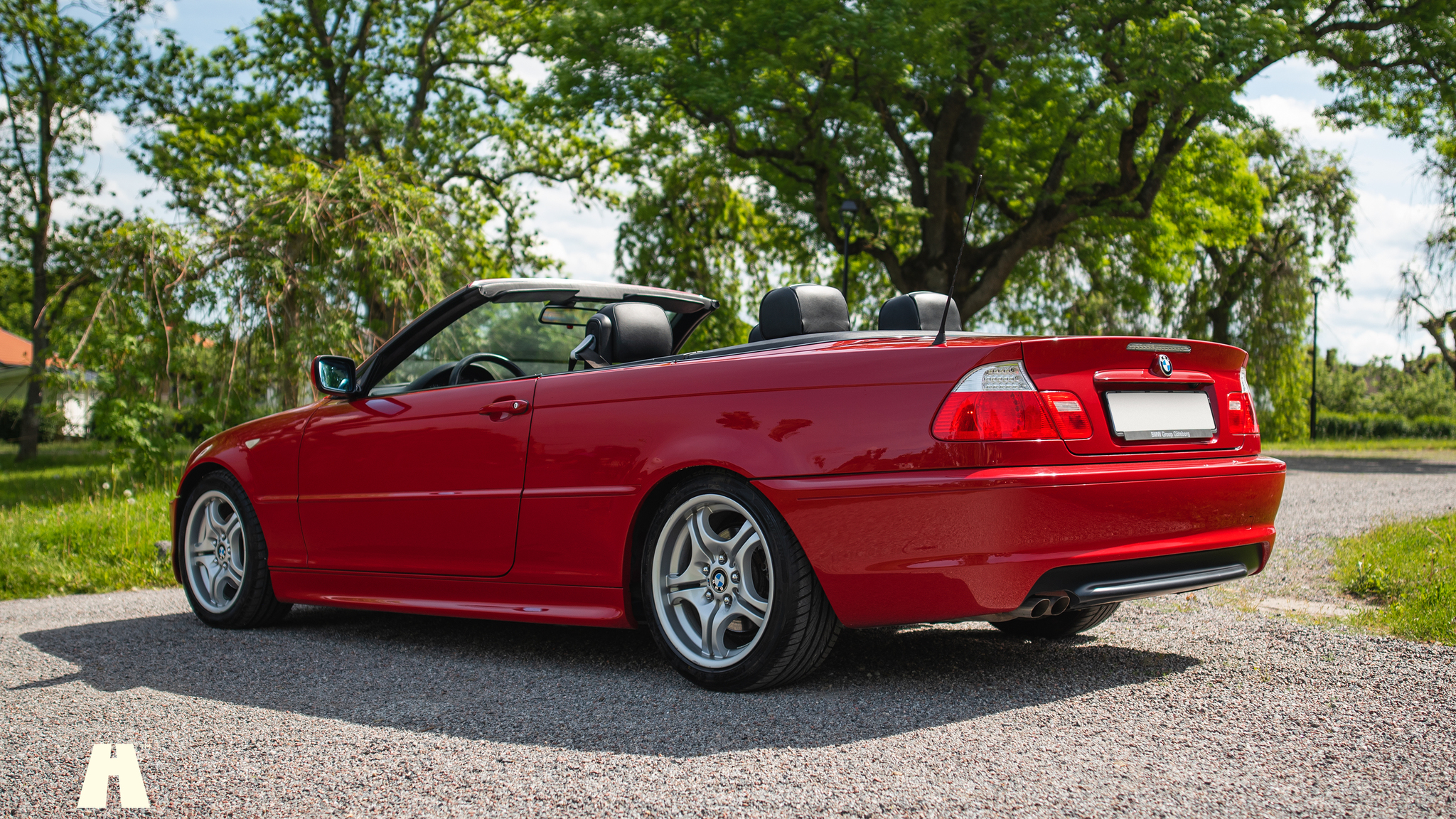 Exteriörbild på 2005 BMW 320ci M-sport Cabriolet
