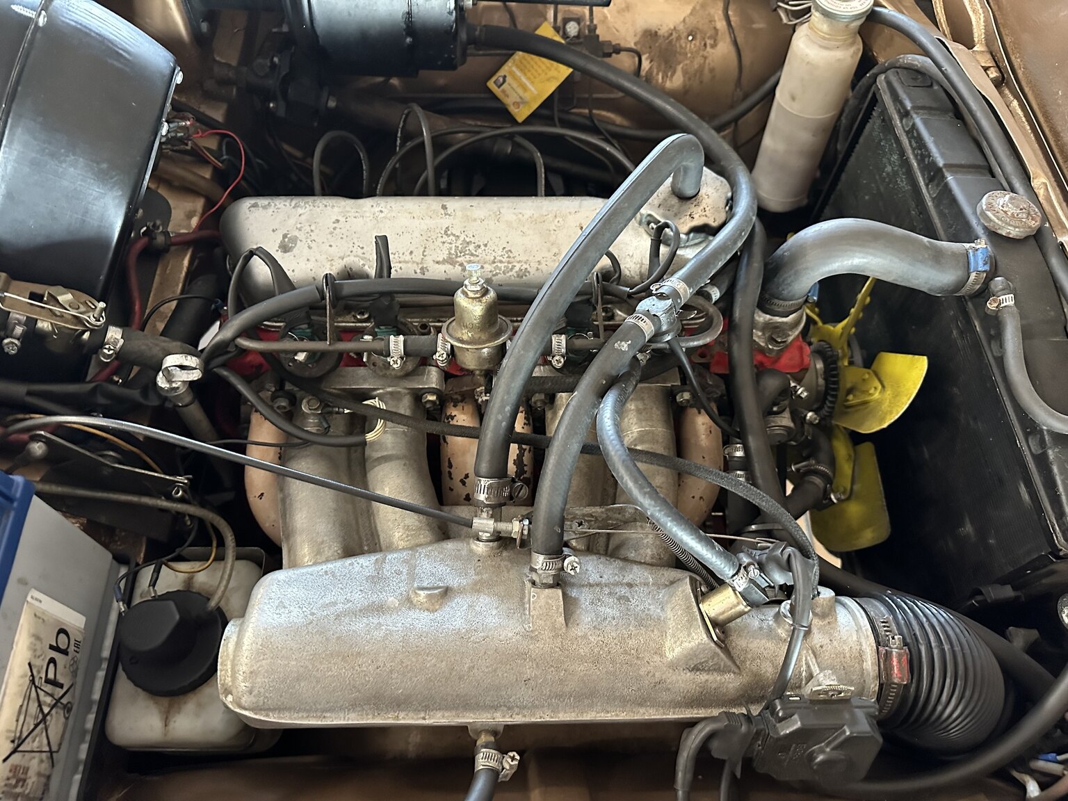 Image of 1973 Volvo 1800 ES mechanics