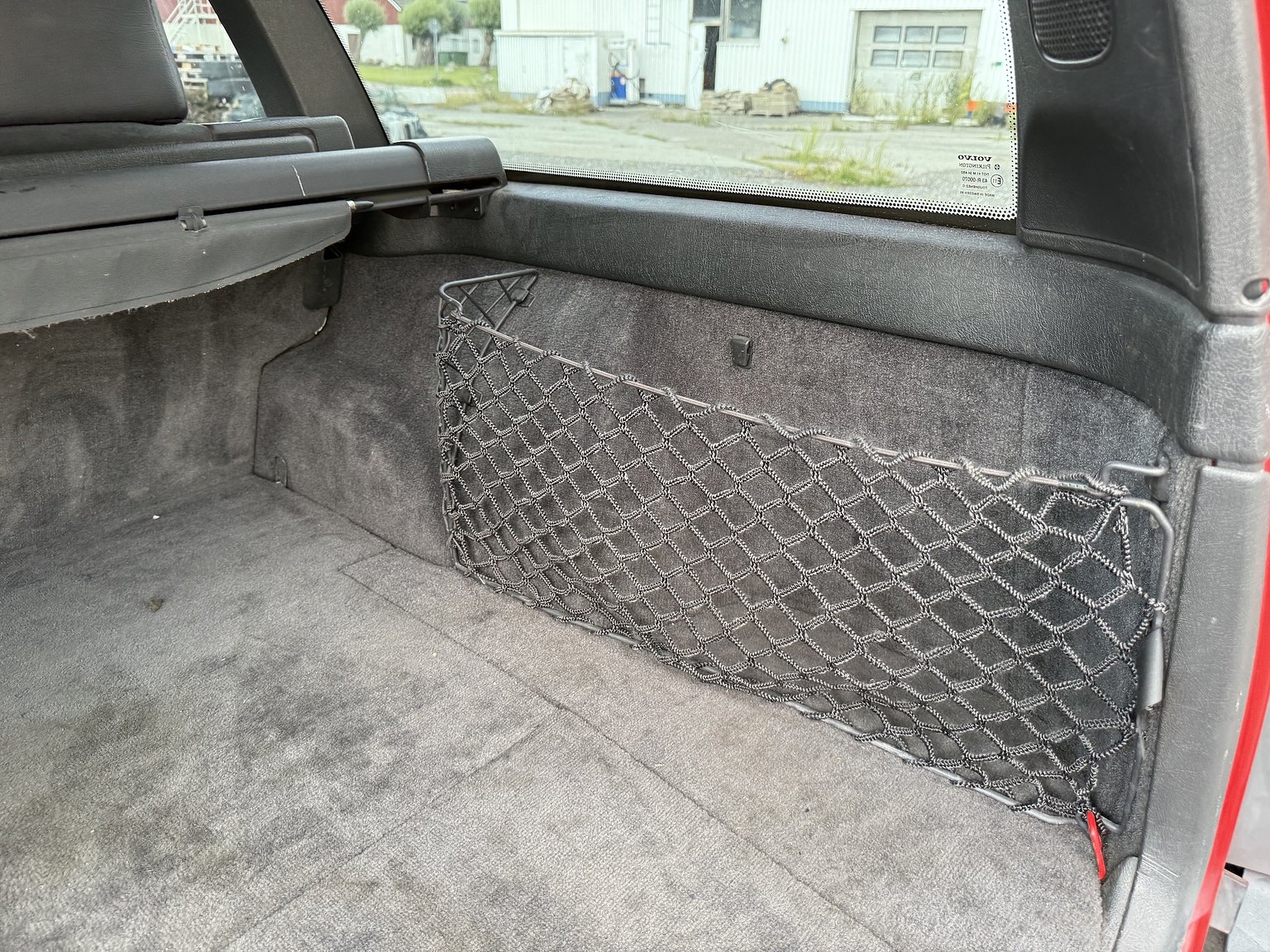 Interior image of 1996 Volvo 850 R "T-Röd"