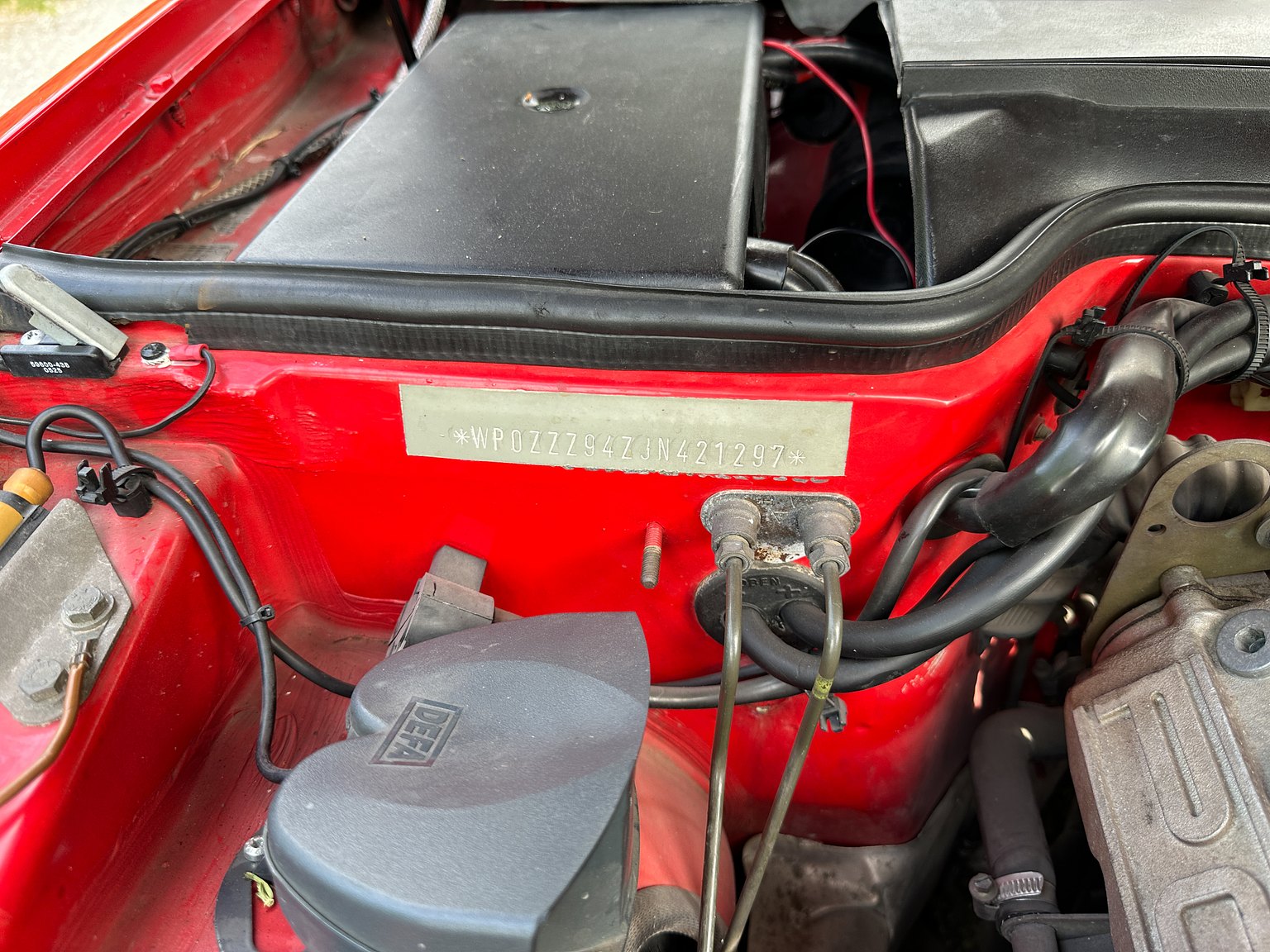 Image of 1988 Porsche 944 mechanics