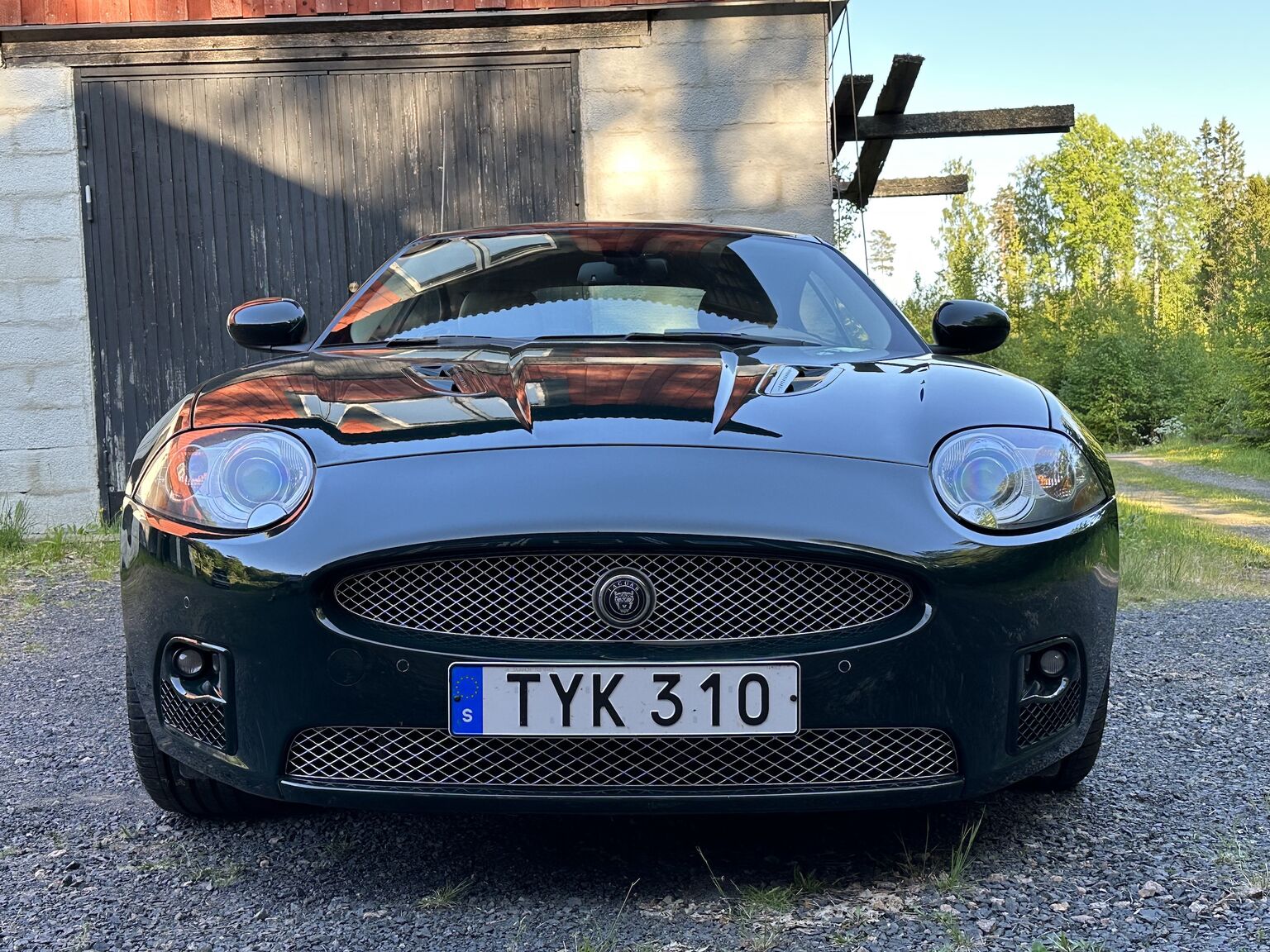 Exterior image of 2007 Jaguar XKR (7)