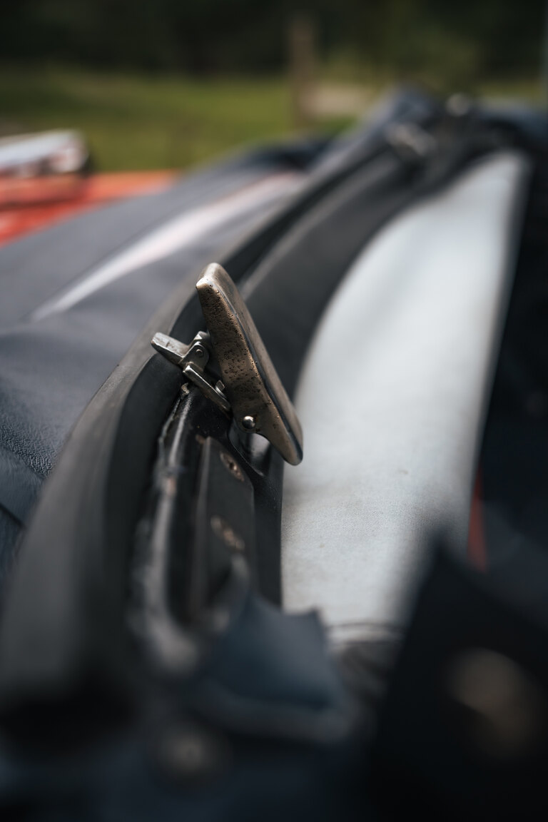 Exterior image of 1973 MG MGB Roadster (63)