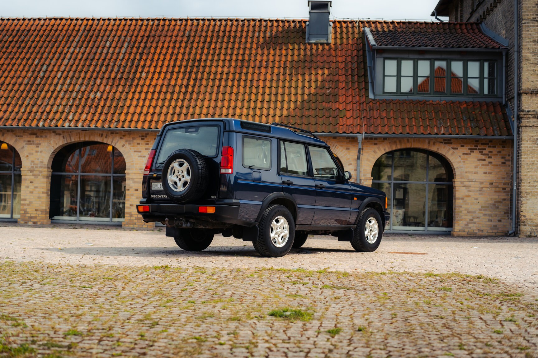 Exteriörbild på 1999 Landrover Discovery II V8