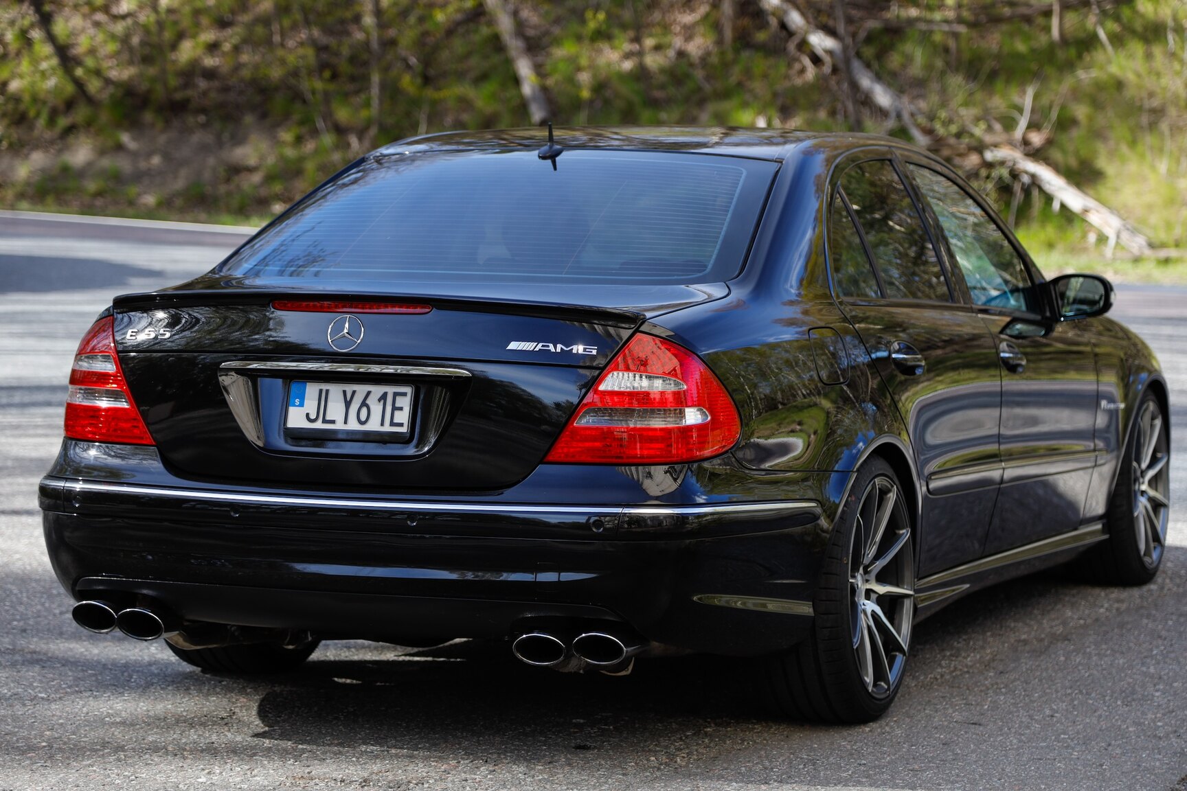 Exteriörbild på 2003 Mercedes-Benz E55 AMG
