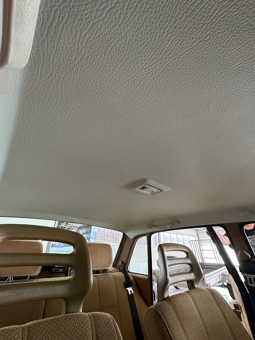 Innenraumfoto von 1986 Volvo 240 DL