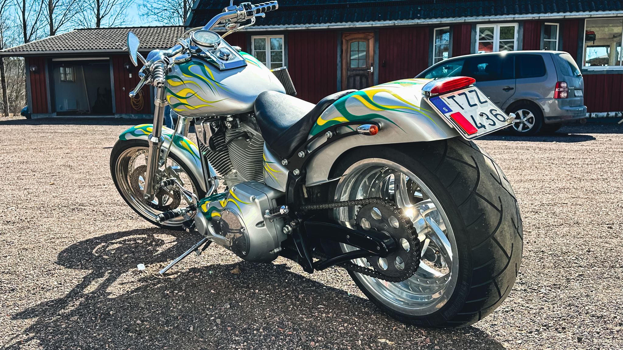 Exterior image of 2000 Harley-Davidson FXST Custom