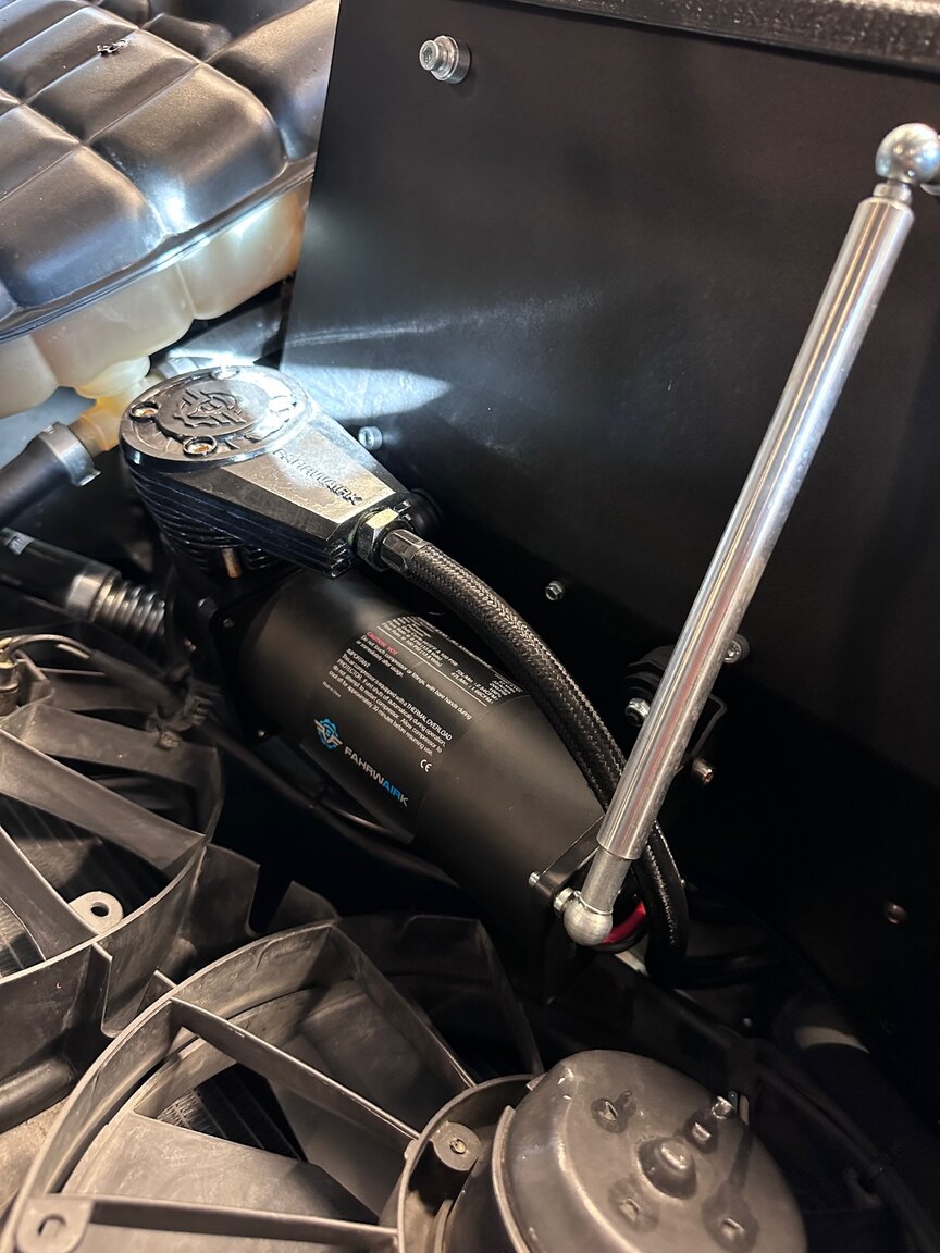 Image of 2022 Factory Five Racing GTM Supercar mechanics