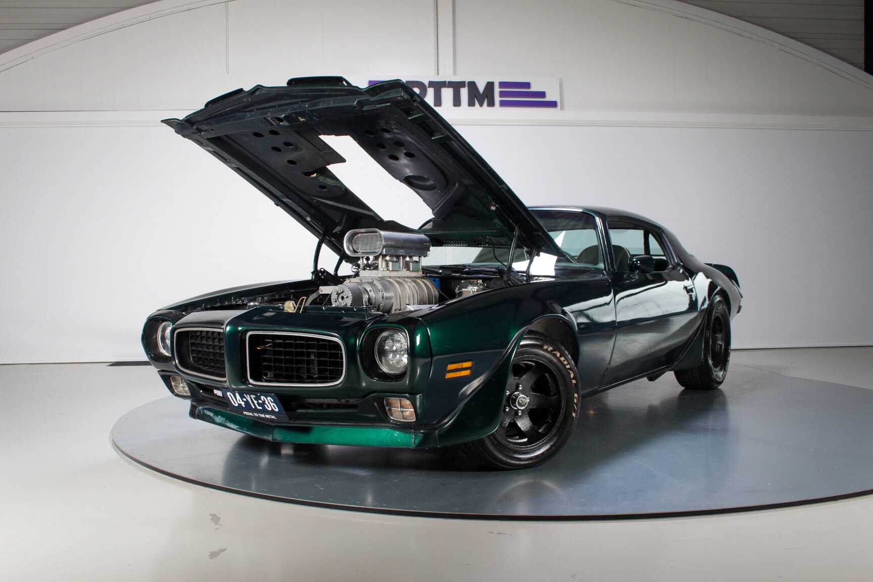 Exterior image of 1975 Pontiac Firebird Formula