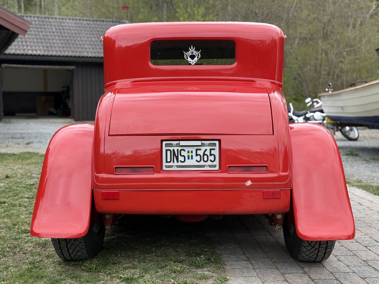Exterior image of 1931 Ford Model A Coupé Hot Rod
