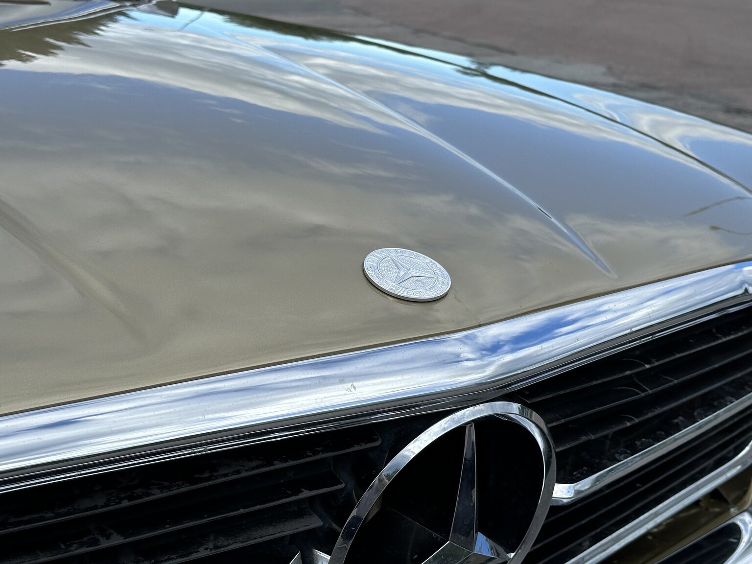 Aussenfoto 1974 Mercedes benz 450 SL