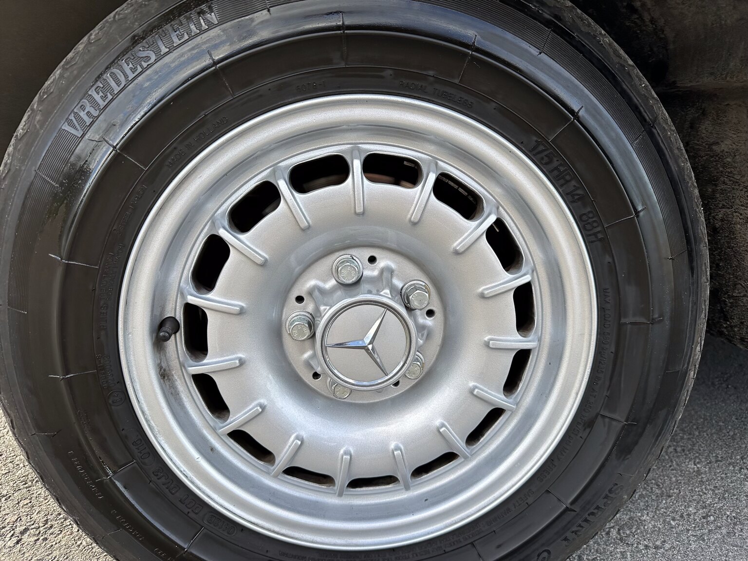 Aussenfoto 1974 Mercedes Benz 450 SLC (29)