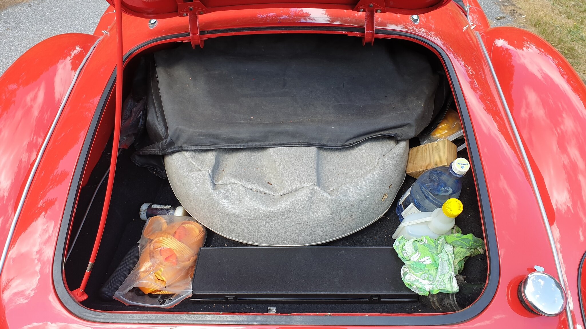 Interior image of 1956 MG MGA 1500