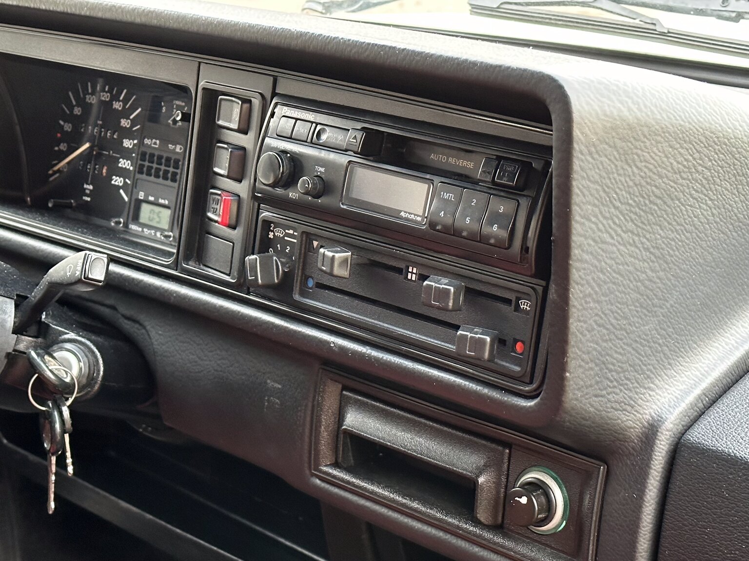 Innenraumfoto von 1984 Volkswagen Golf GTI Special
