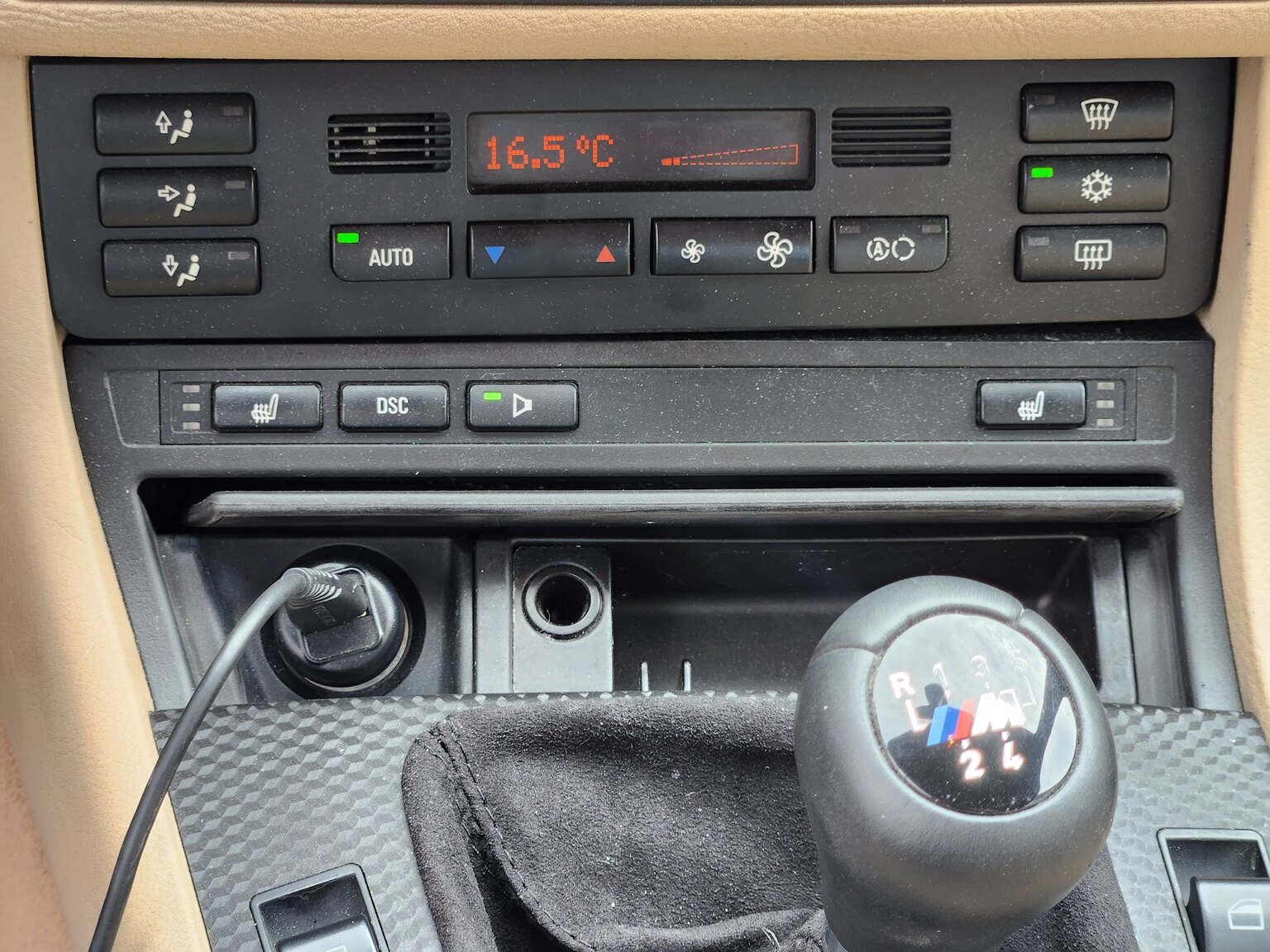 Interiörbild 2002  BMW 330Ci 