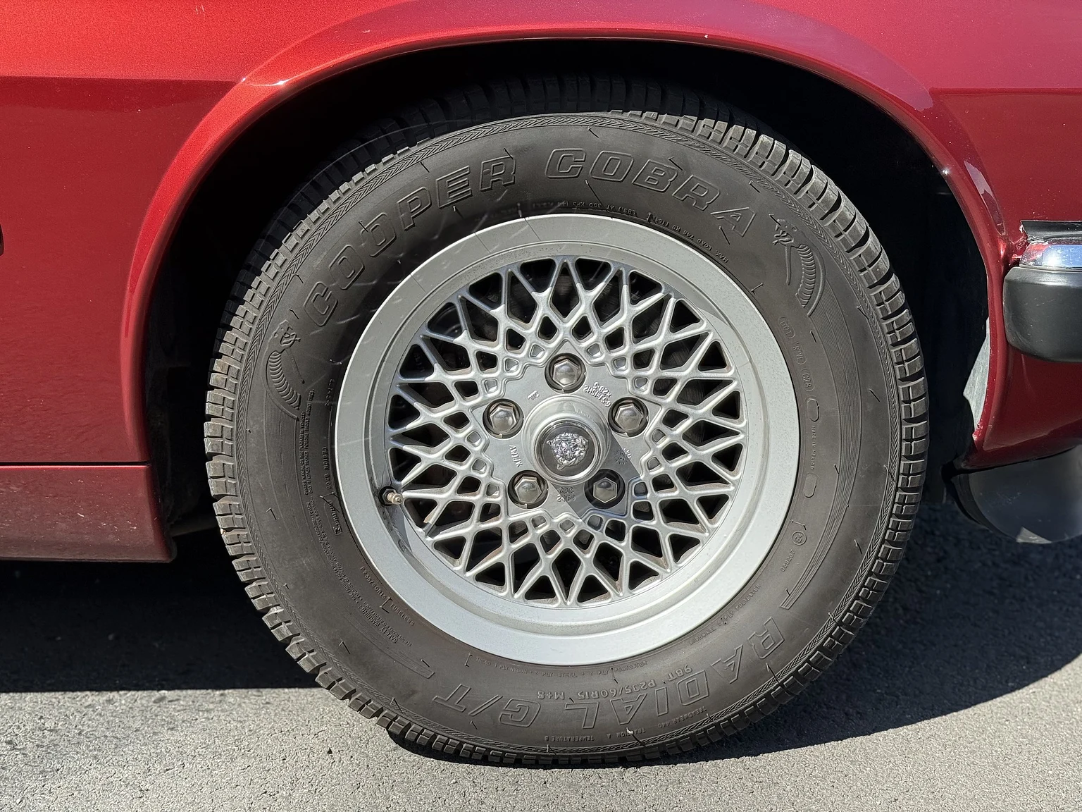 Exterior image of 1993 Jaguar XjS Cabriolet (17)