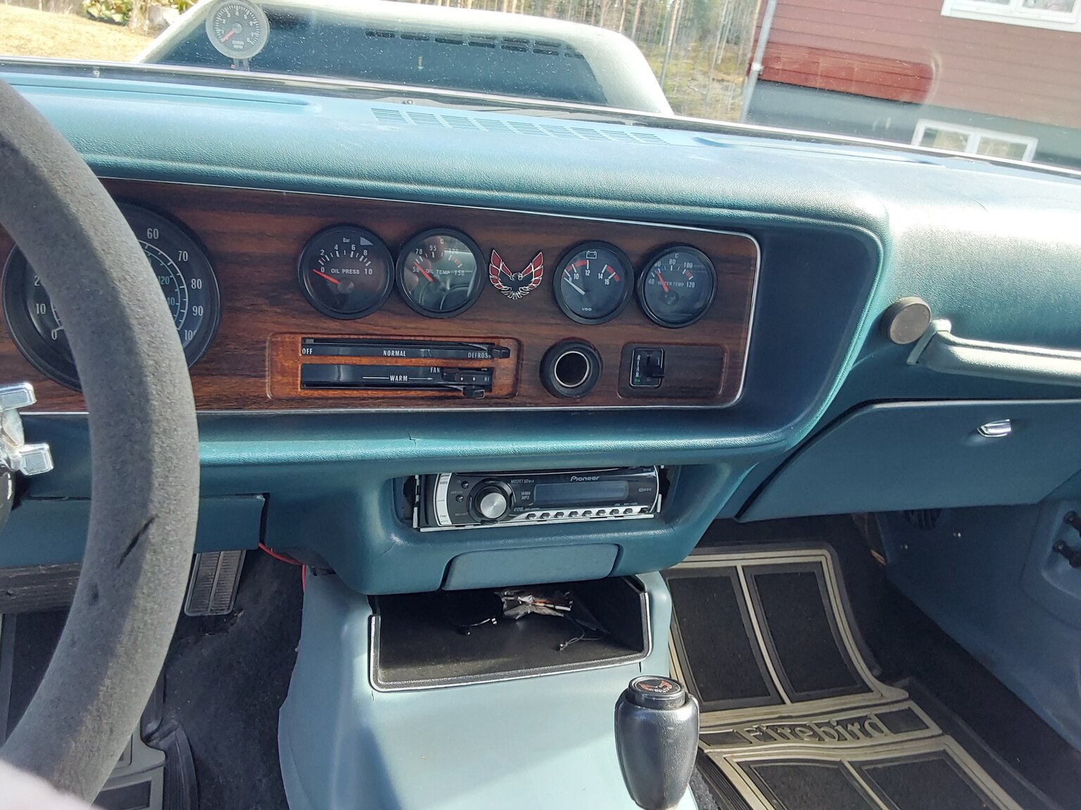 Interior image of 1975 Pontiac Firebird Esprit 