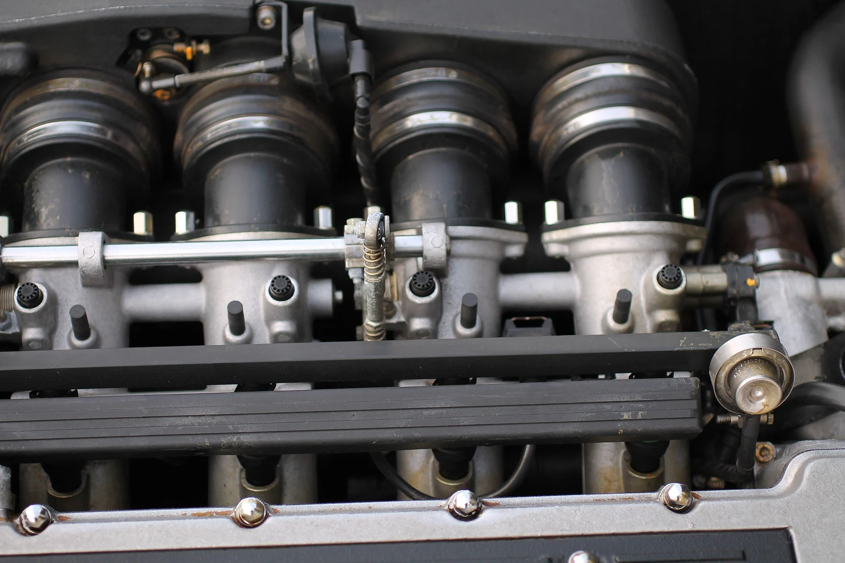 Image of 1993 BMW E34 M5 Touring  (10) mechanics