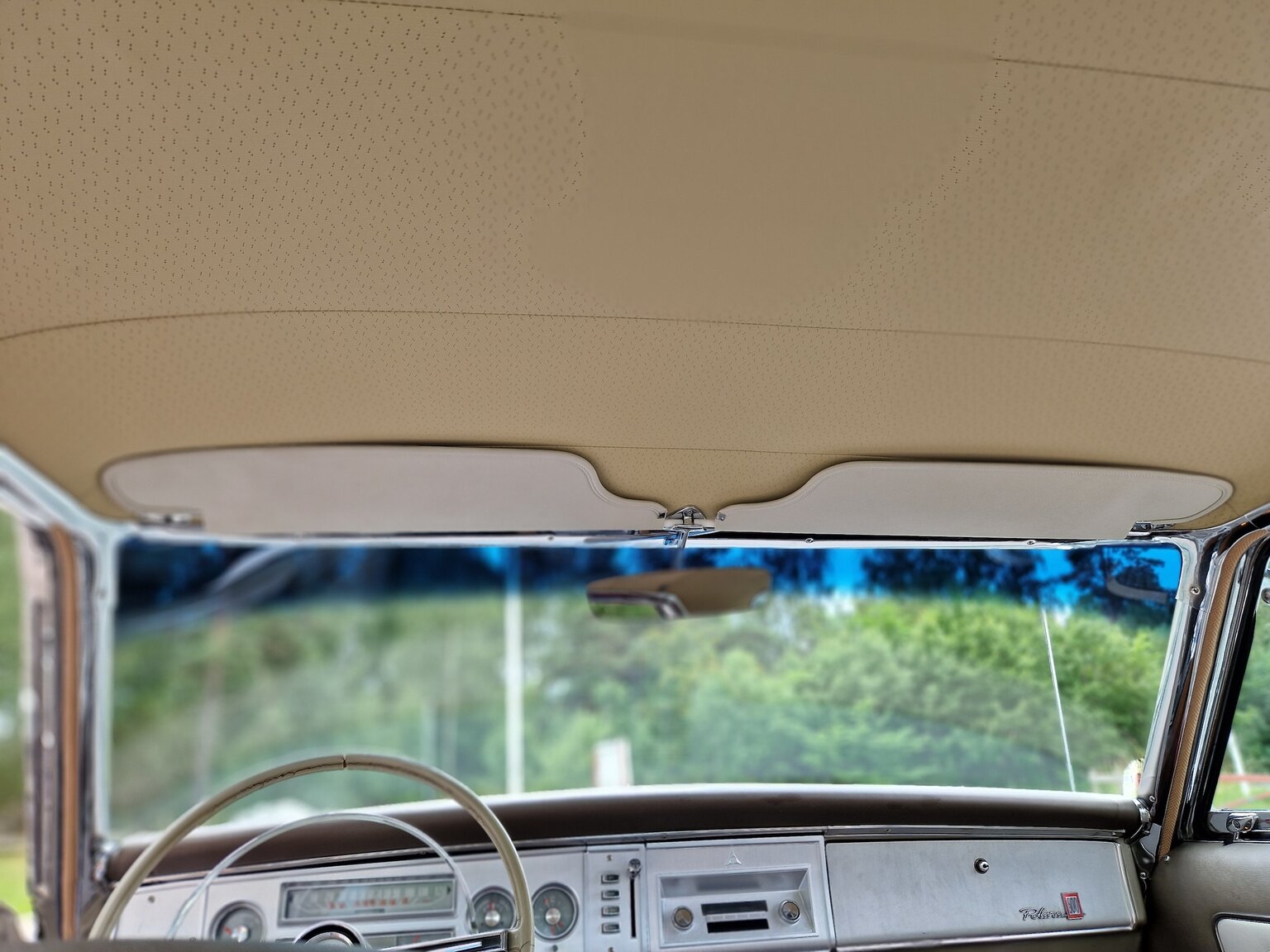 Interiörbild 1964 Dodge Polara 500