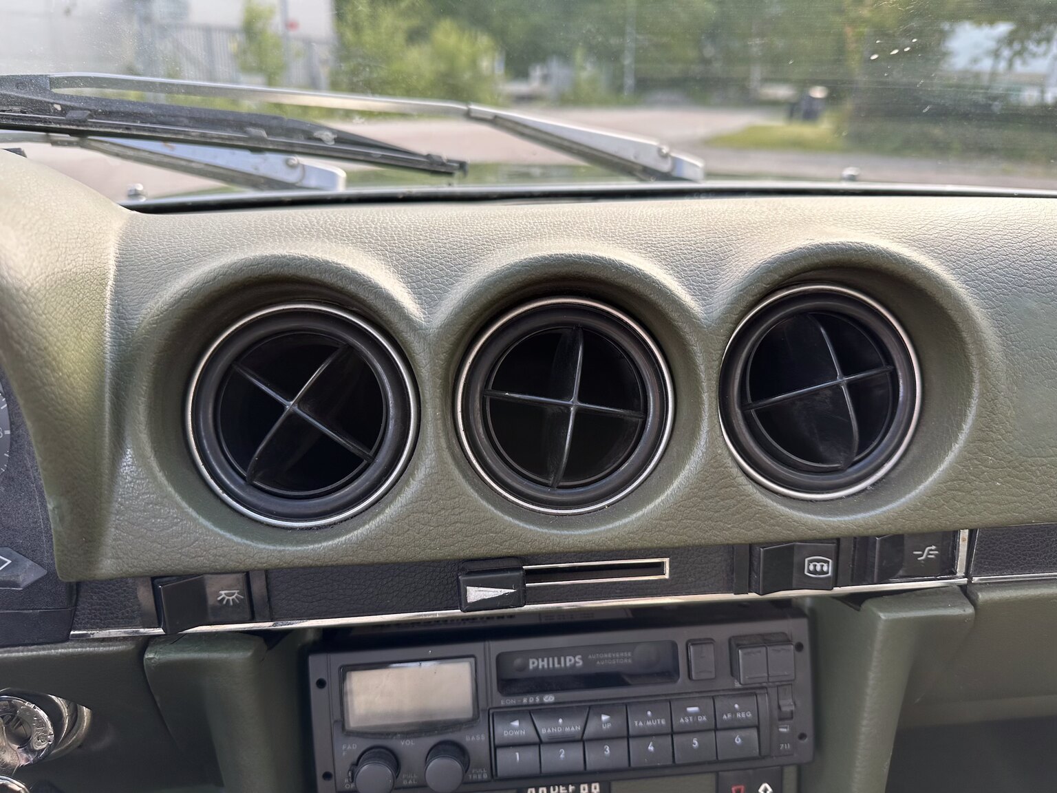 Interiörbild 1974 Mercedes Benz 450 SLC