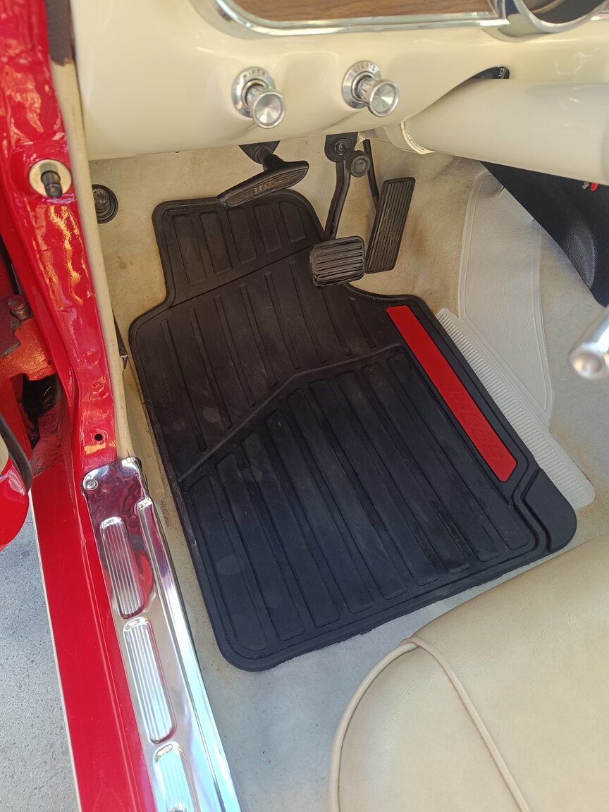 Interior image of 1966 Ford Mustang Hardtop 3.3 