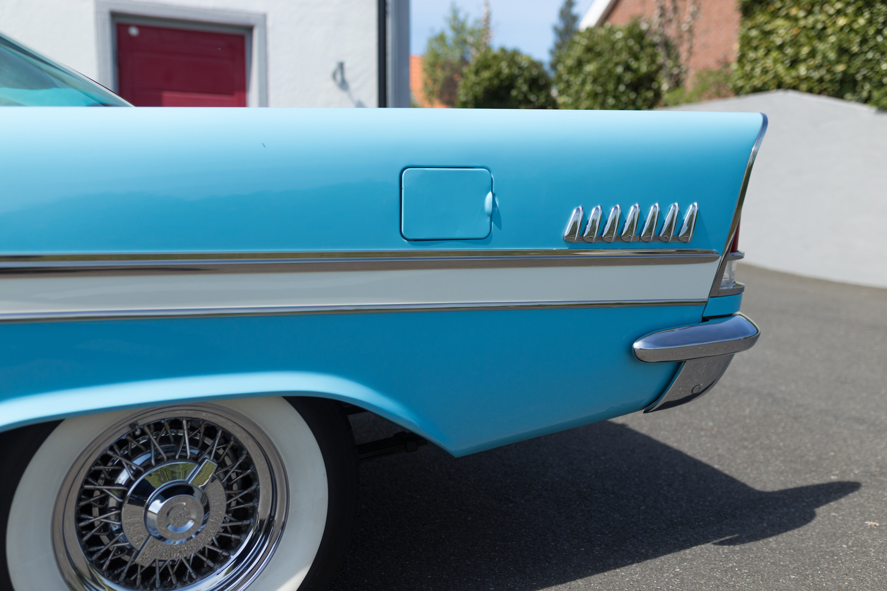 Exteriörbild på 1957 Chrysler New Yorker