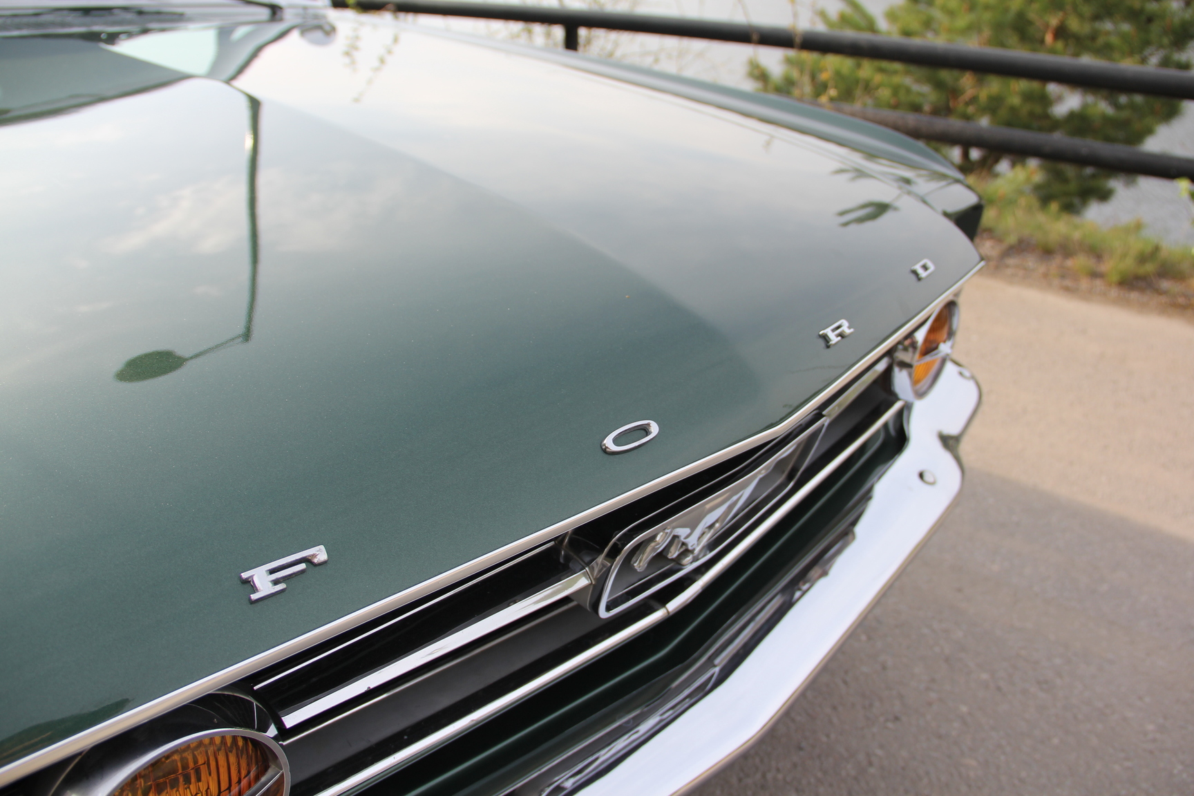 Exteriörbild på 1966 Ford Mustang Fastback GT-clone (60)