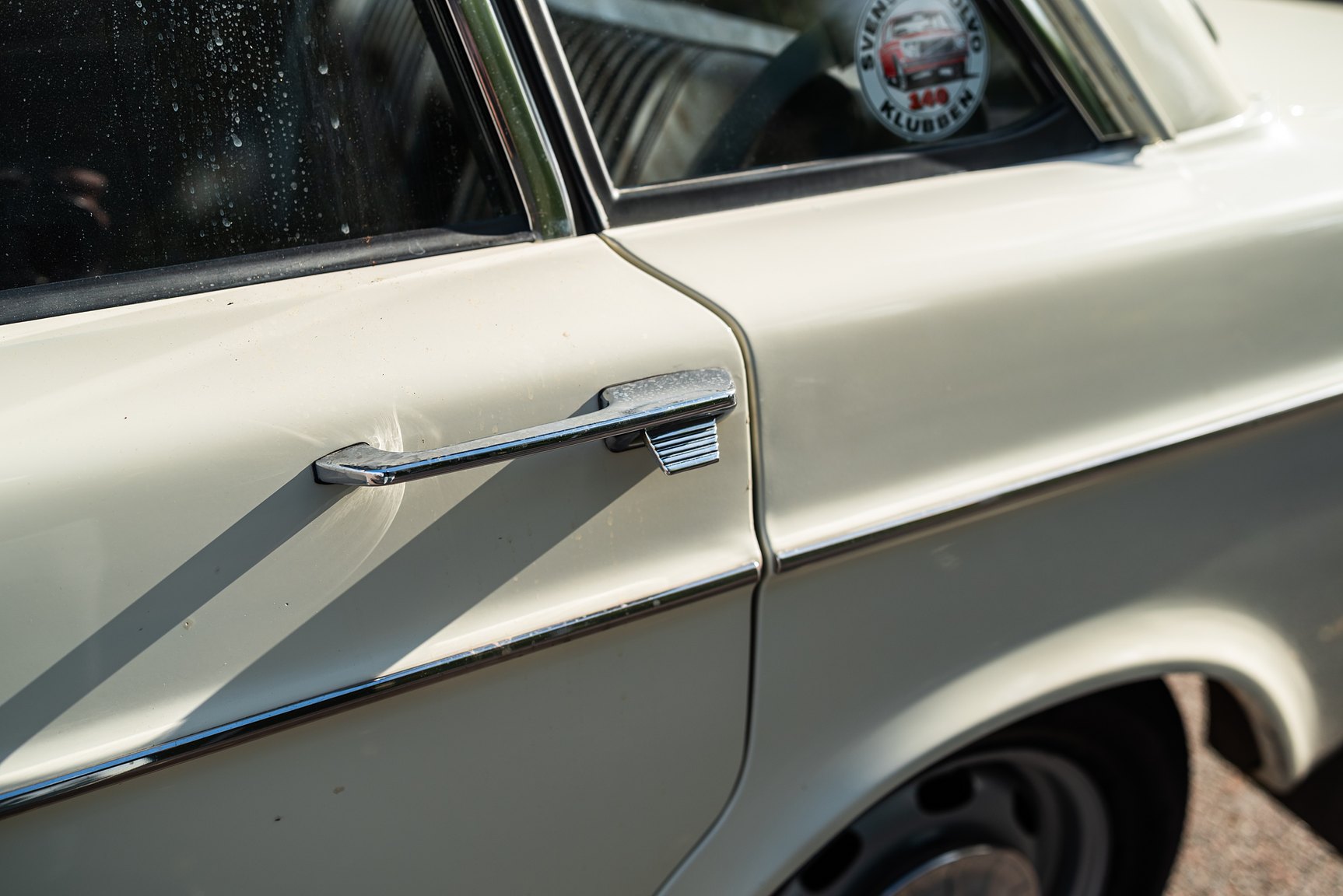 Exterior image of 1967 Volvo 144 1.8 