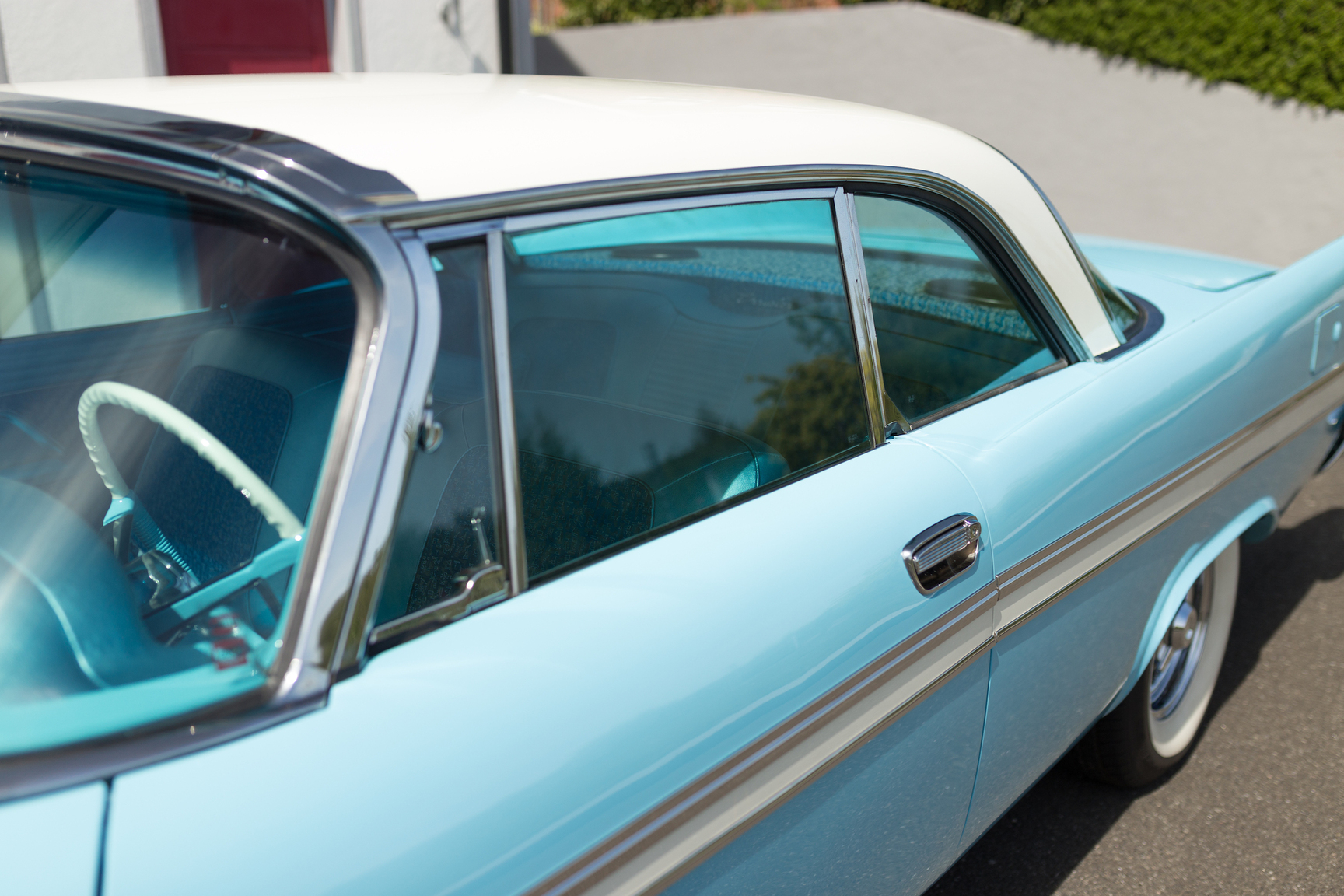 Exteriörbild på 1957 Chrysler New Yorker