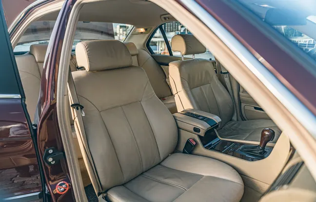 1999 BMW 740i – Interiör
