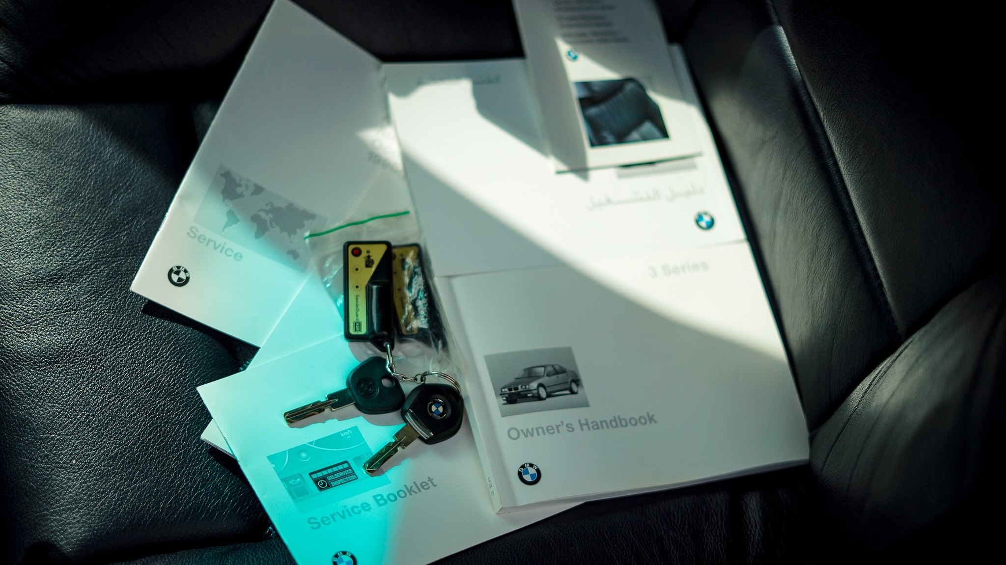 Documentation for 1997 BMW 328i Coupé Automatisk