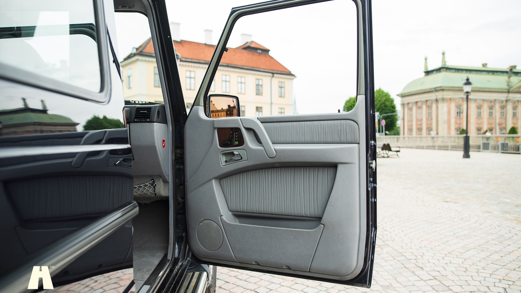 Interiörbild 2004 Mercedes-Benz G400 (KORT)