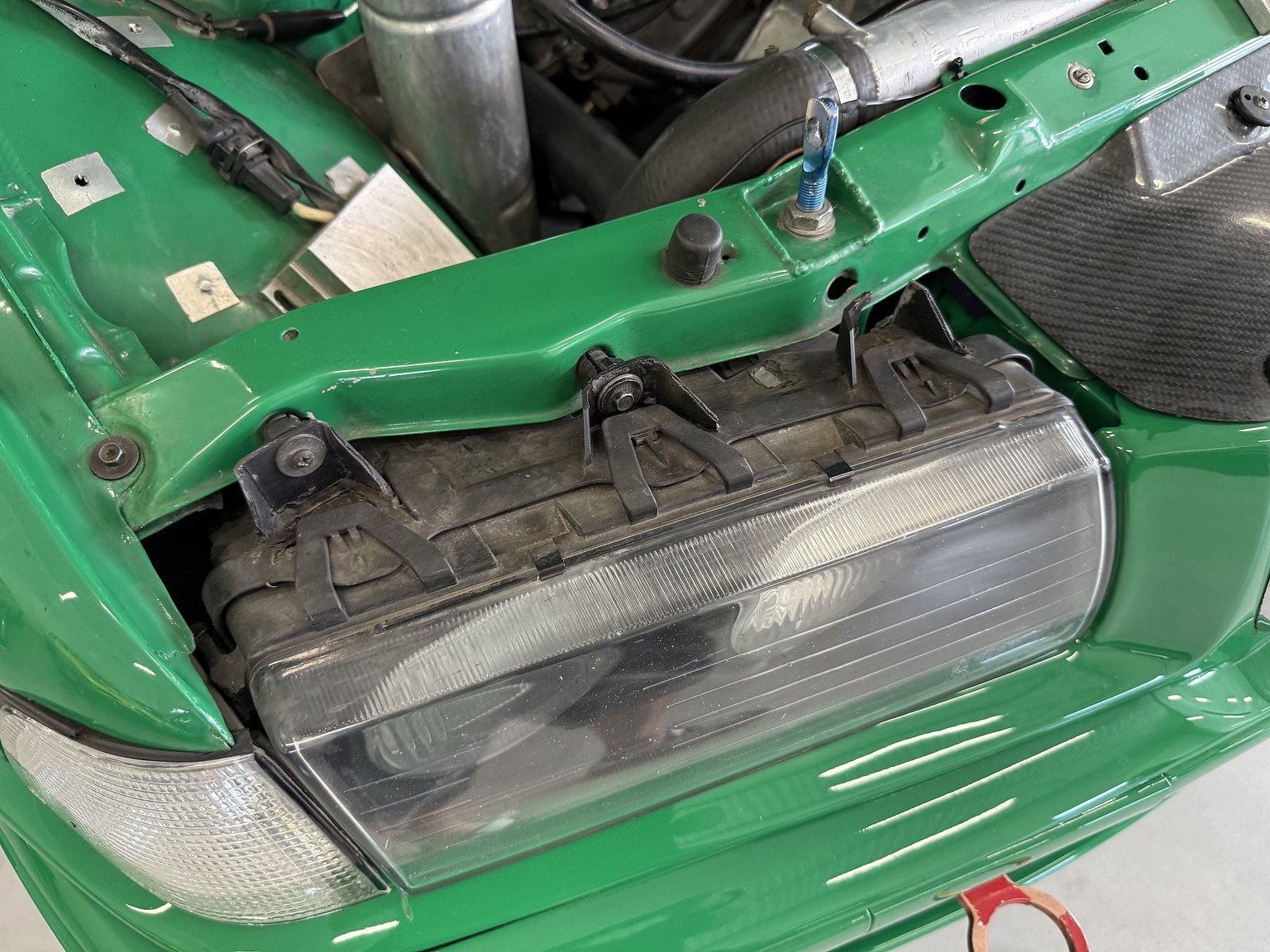 Image of 1993 BMW E36 Super Touring mechanics