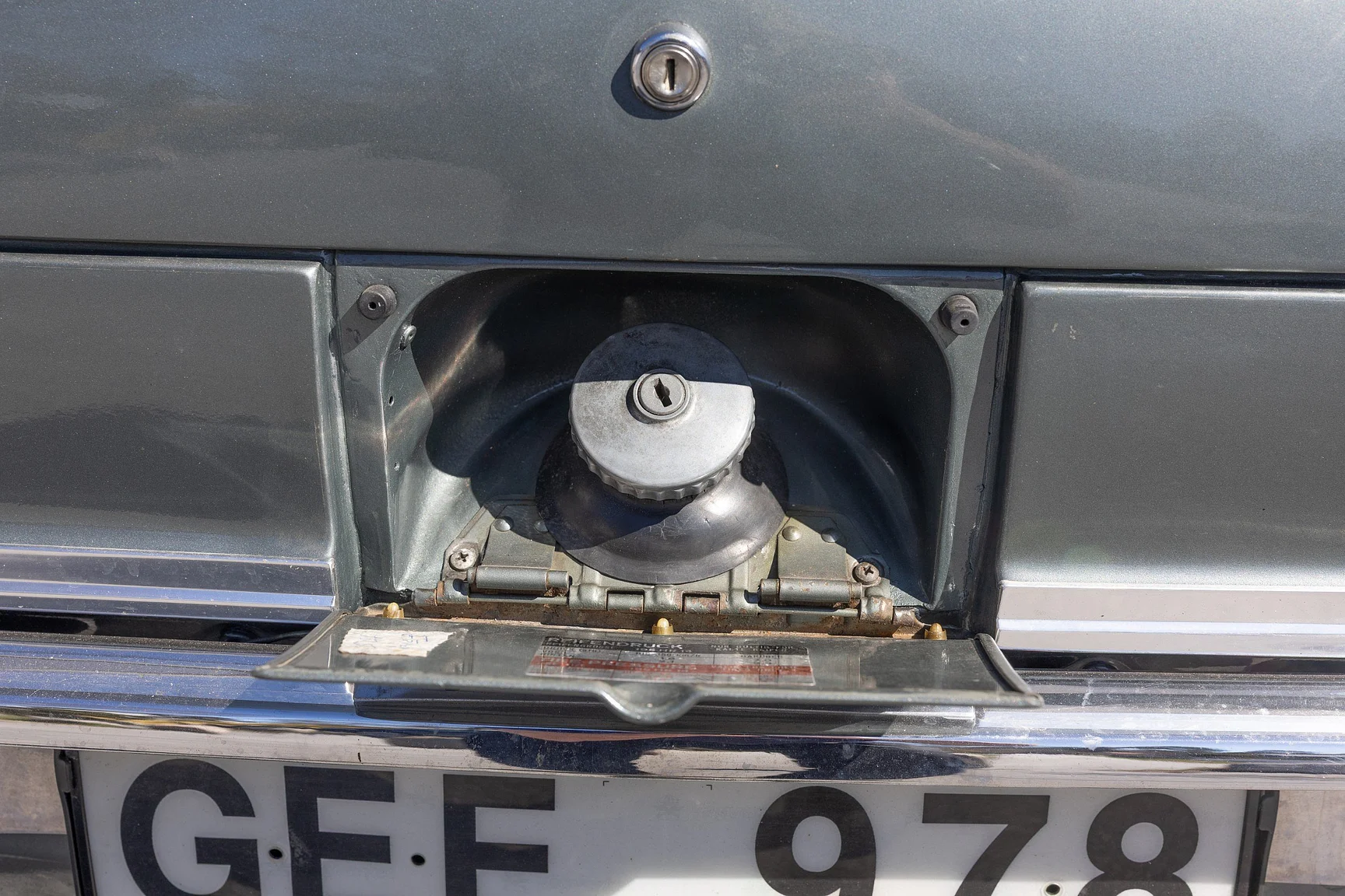 Exterior image of 1970 Opel Admiral Admiral (125)