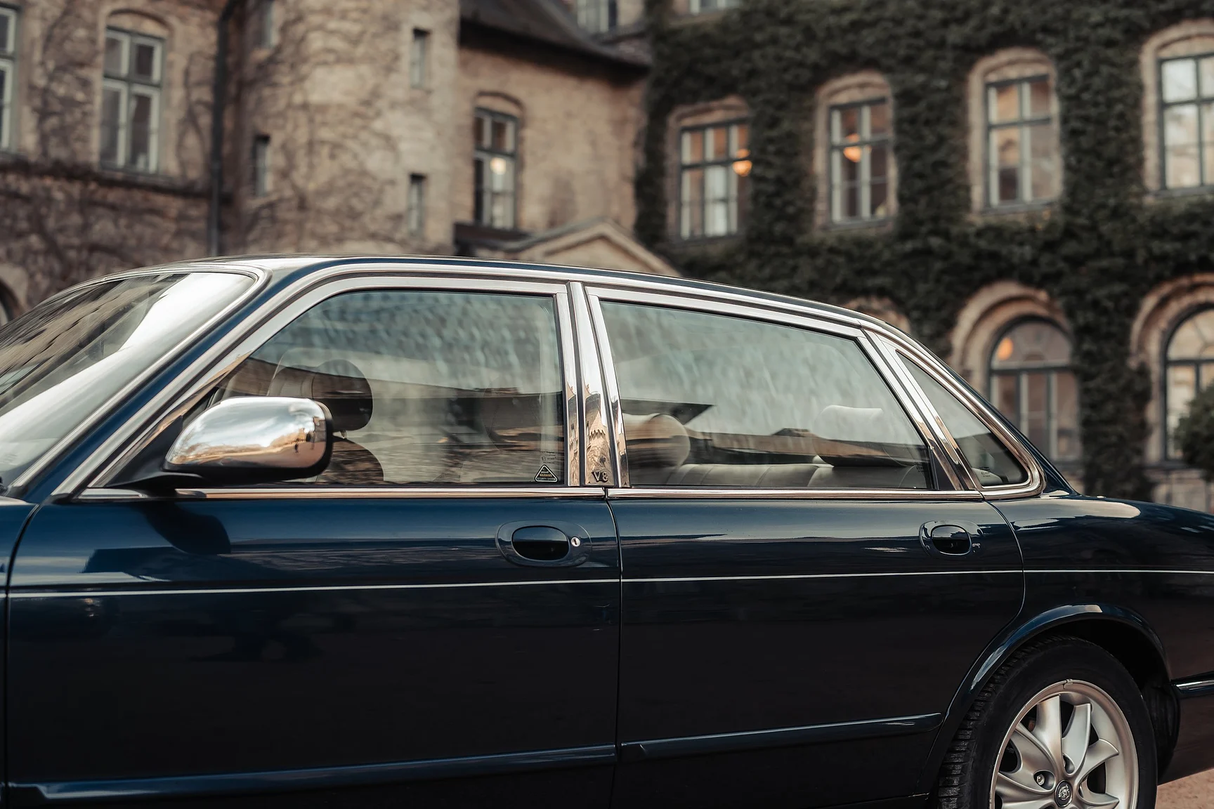 Exterior image of 2001 Jaguar  Xj 4,0 Sovereign (51)