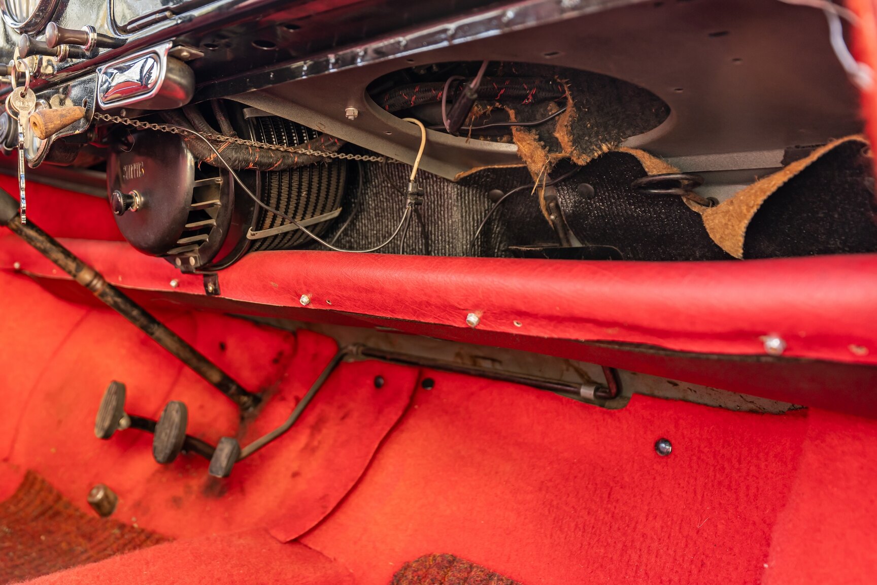 Innenraumfoto von 1958 Morris Minor 1000 2-door (30)