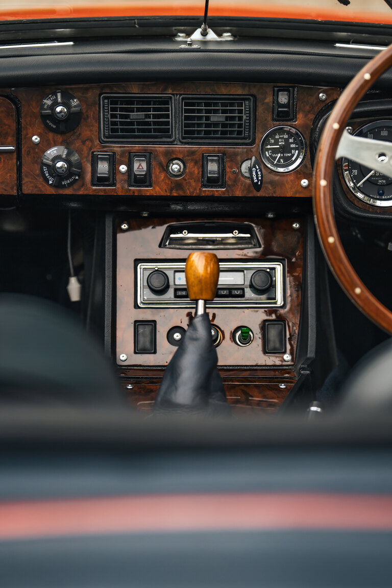 Interiörbild 1973 MG MGB Roadster (4)